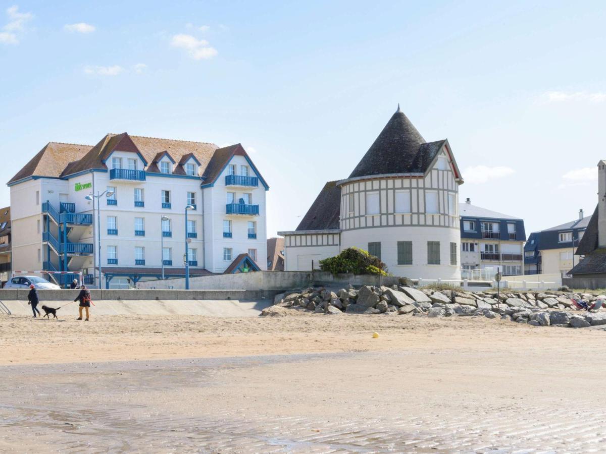 Ibis Styles Deauville Villers Plage Buitenkant foto