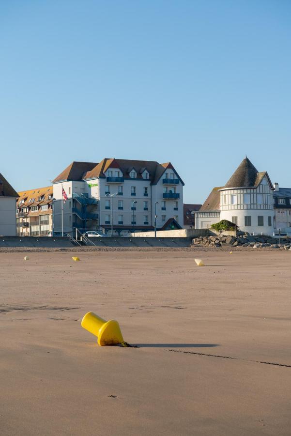 Ibis Styles Deauville Villers Plage Buitenkant foto